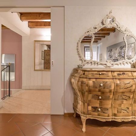 Residenza Angels @Piazzadelleerbe Lägenhet Verona Exteriör bild