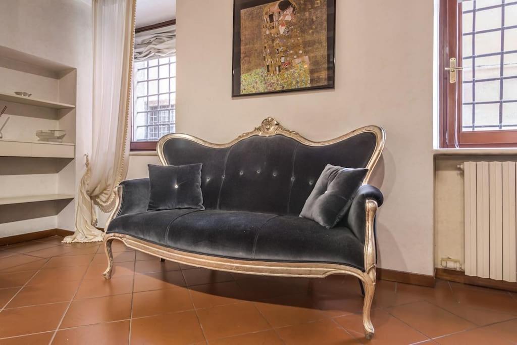 Residenza Angels @Piazzadelleerbe Lägenhet Verona Exteriör bild