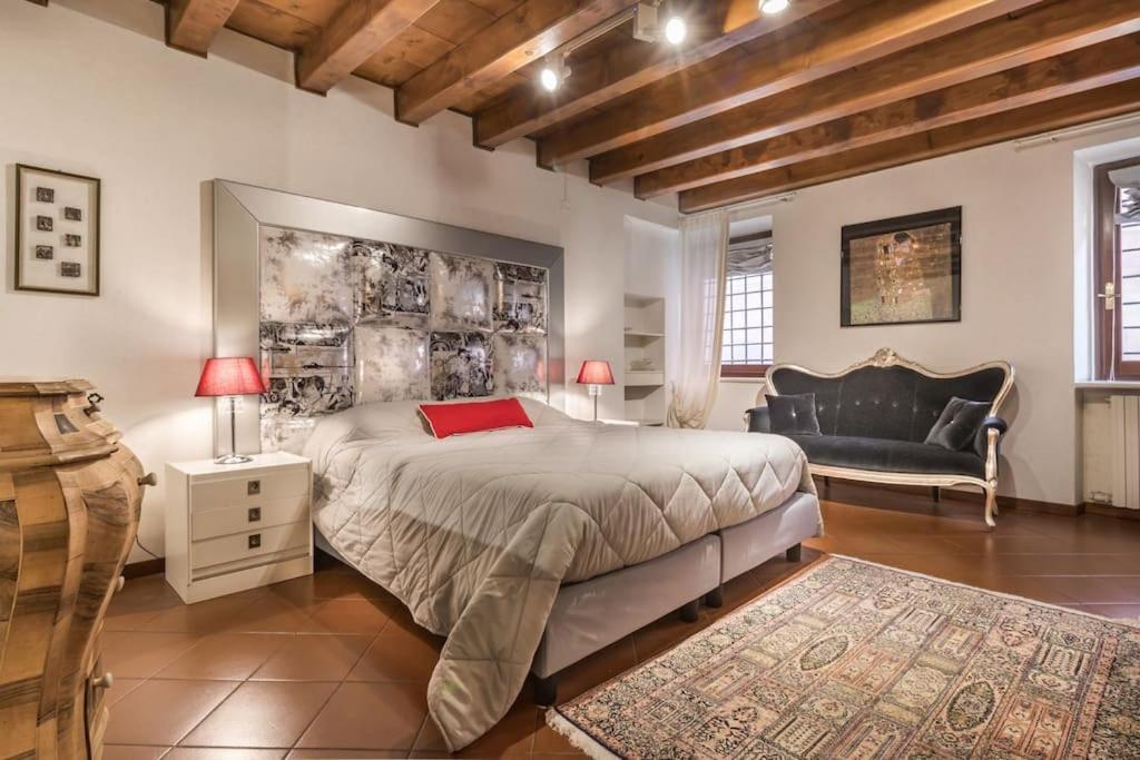 Residenza Angels @Piazzadelleerbe Lägenhet Verona Exteriör bild